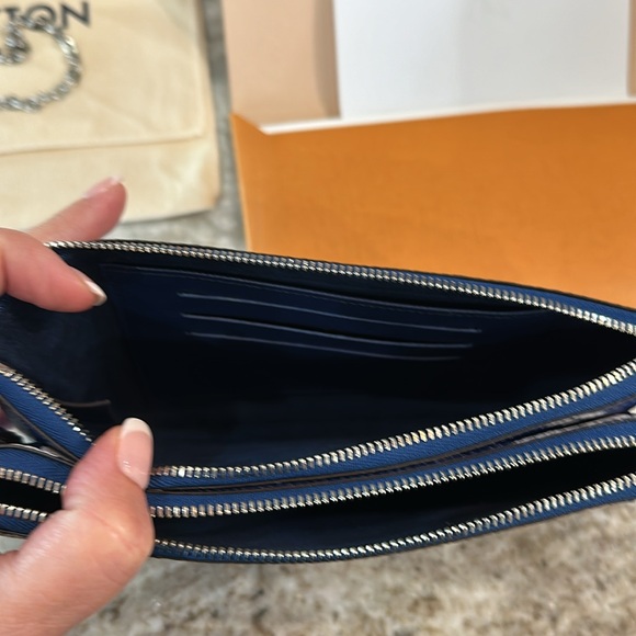 Louis Vuitton Escale Pochette Double Zip Crossbody Chain Bag - Picture 3 of 7